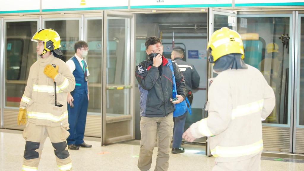 演習模擬機場快綫列車嚴重事故。警方FB