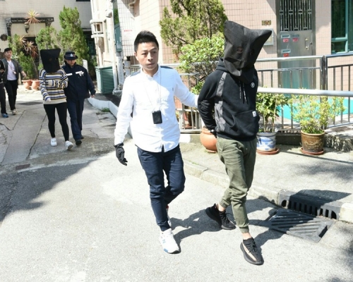 警西貢拘三男女涉偷車刑毀。