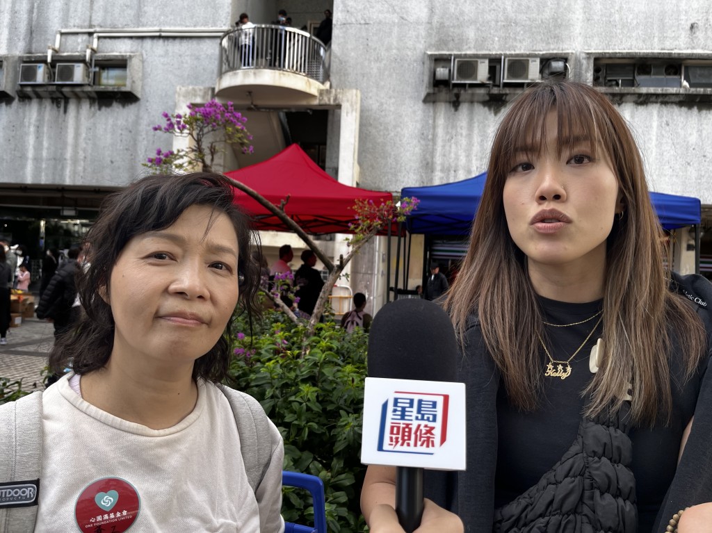 心圓滿基金會義工Kelly(右)、Heidi。 心圓滿基金會義工Kelly(右)、Heidi。