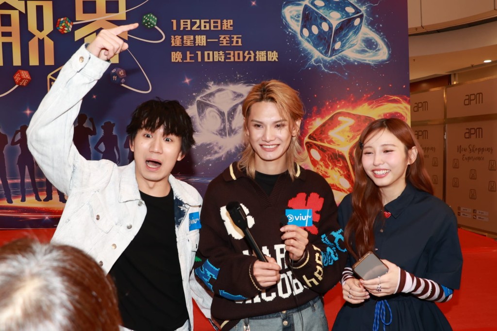 吳肇軒談193手舞足蹈。 吳肇軒談193手舞足蹈。