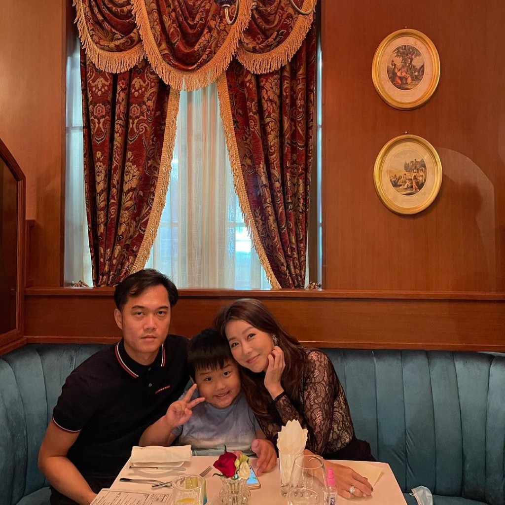 張韋怡與有米老公育有一子。