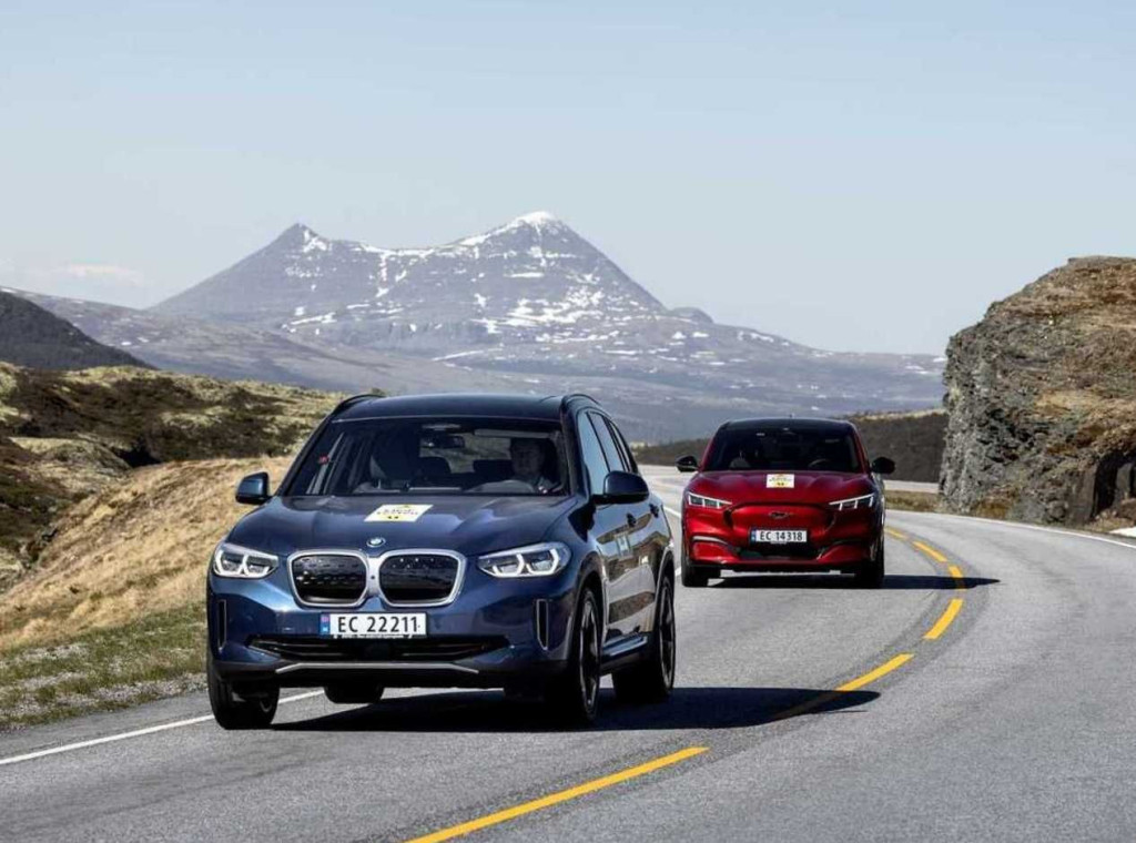 BMW iX3標示電量0%情況下，竟能夠持續行駛多106公里。