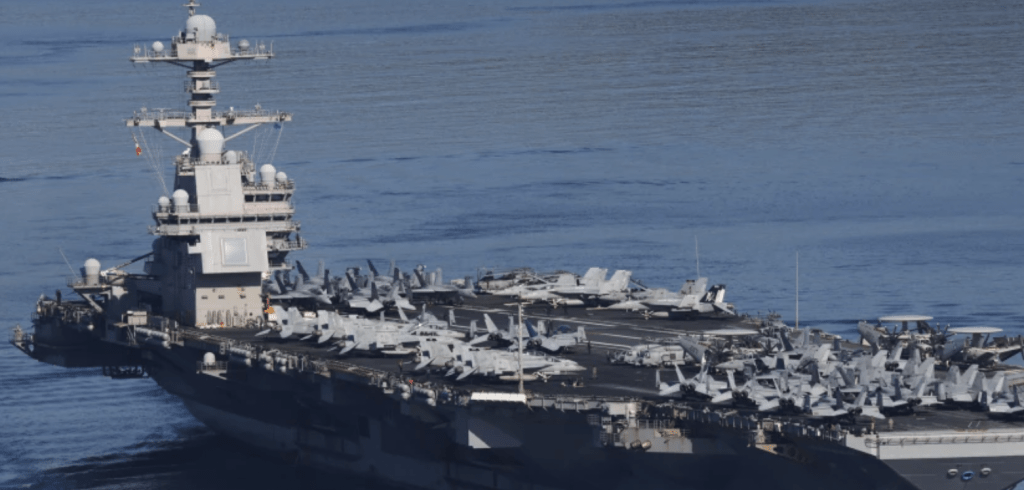 「福特號」近日因艦上發生嚴重火災，被迫撤離中東戰區，前往希臘克里特島（Crete）進行緊急維修。美聯社