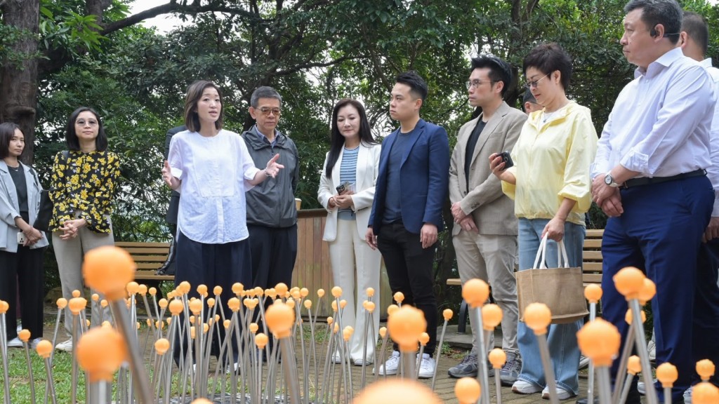 山顶光影汇｜旅游专员陈慧欣偕中西区议员实地视察 结合意见优化方案 11.12咨询区议会