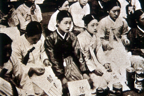 很多韩国妇女被强徵当慰安妇。