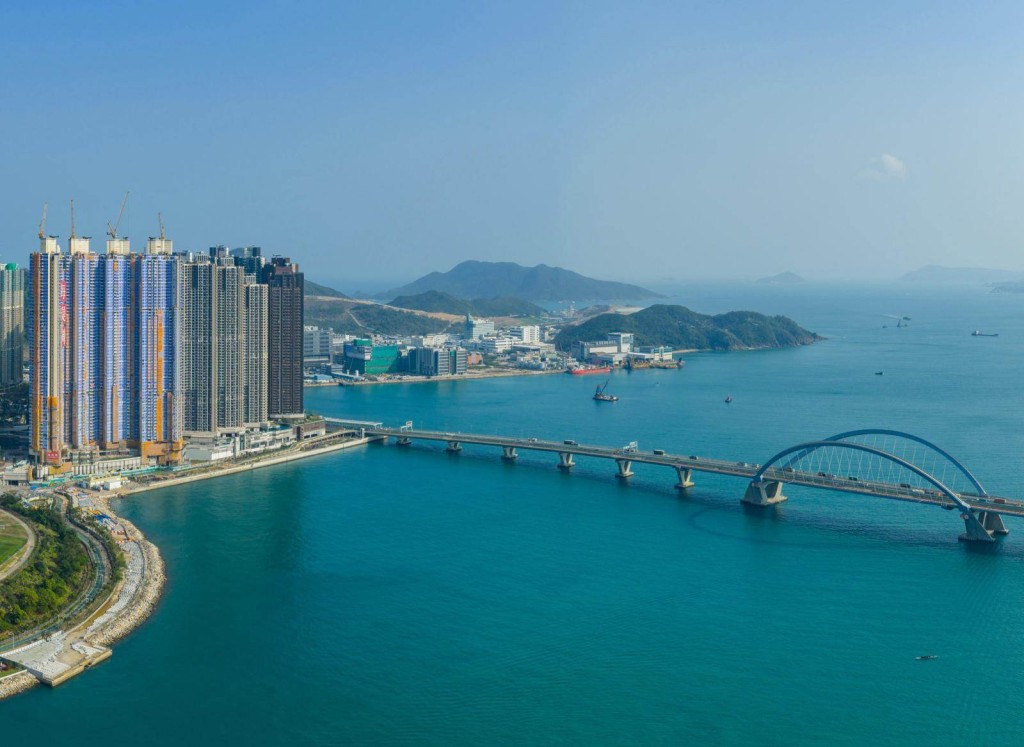 海瑅湾II设2座住宅大楼,每座细分有A、B两翼,合共提供1284伙。 海瑅湾II设2座住宅大楼,每座细分有A、B两翼,合共提供1284伙。
