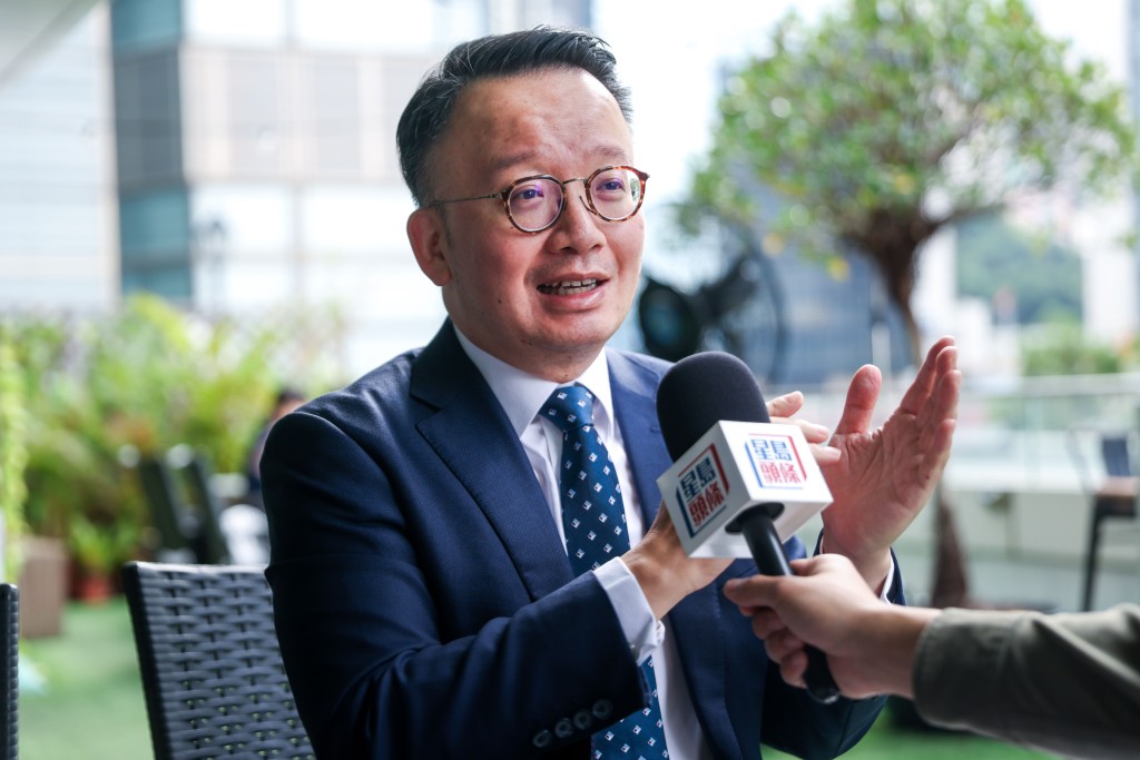 候任法律界議員陳曉峰認為，解散現有管委會並委任具備相關專業知識機構擔任管理人，做法恰當且合理。資料圖片
