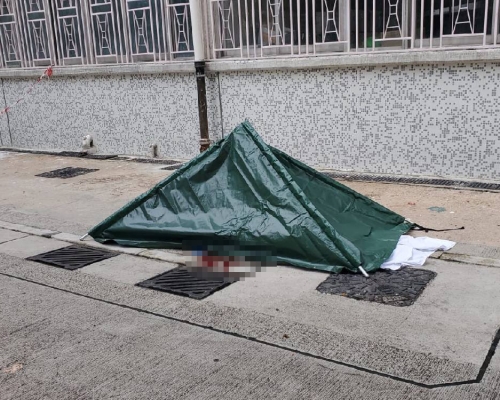 女子墮樓後當場死亡。
