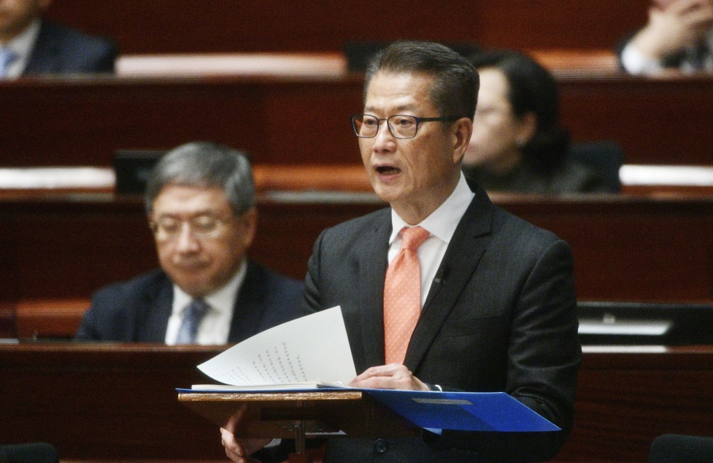 财政司司长陈茂波发表新一份《财政预算案》。卢江球摄