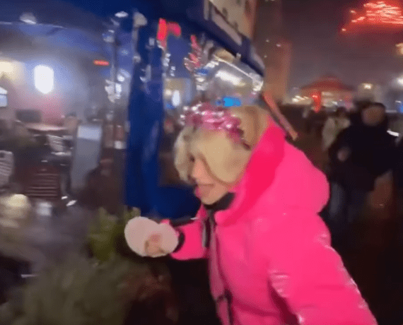 未幾，Kunshikitty 又被人擲物襲擊。