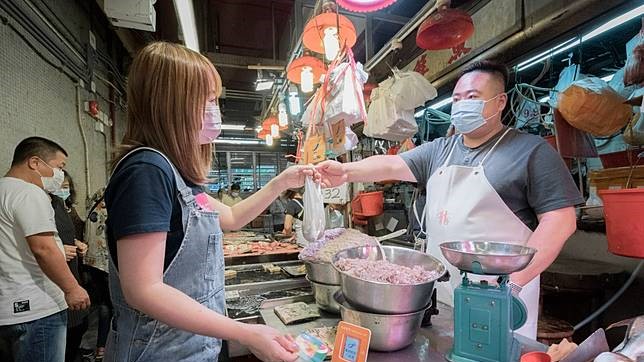 6.16起公營街市攤檔用商用八達通  零成本兼免至少3年手續費。資料圖片