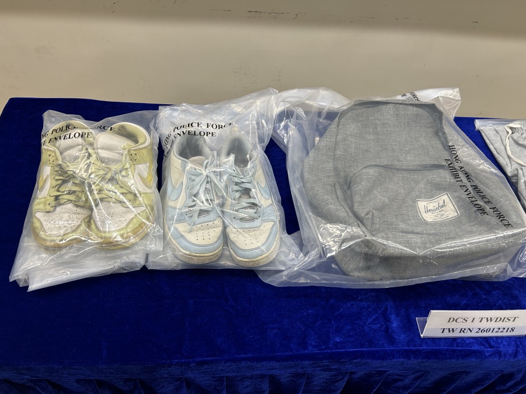 警方展示證物。曾志恒攝 警方展示證物。曾志恒攝