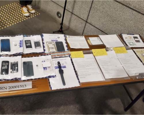 警方搗破一個信用卡犯罪集團,拘捕了5男1女涉騙取220萬元。本報記者攝