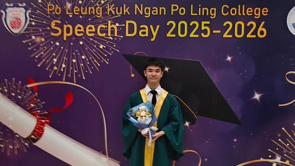 余政銳在成績覆核後,同獲滿分45分,成為該校今年另一位IB狀元 。學校提供 余政銳在成績覆核後,同獲滿分45分,成為該校今年另一位IB狀元 。學校提供