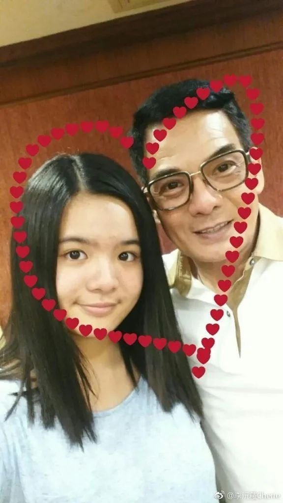 李沅薐經常表達對爸爸的愛。