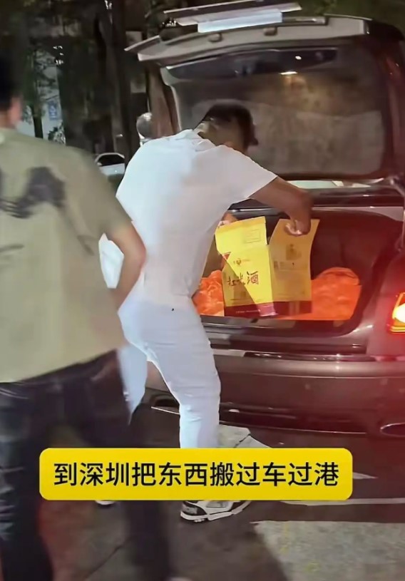 內地名廚帶名貴食材到港。 內地名廚帶名貴食材到港。
