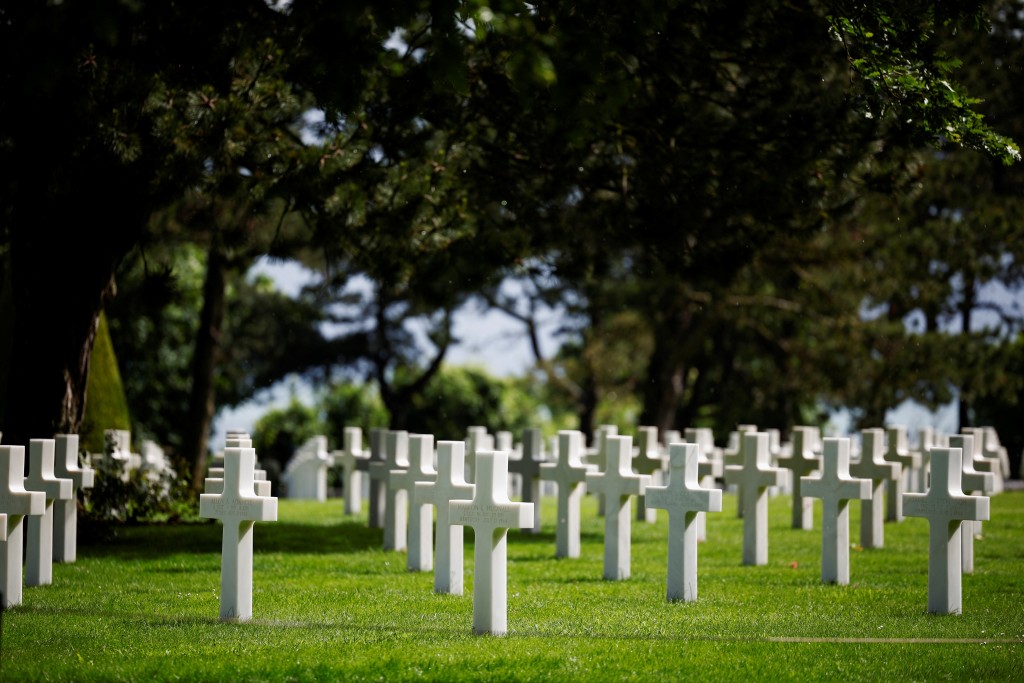 諾曼第登陸戰役陣亡軍人公墓。路透社