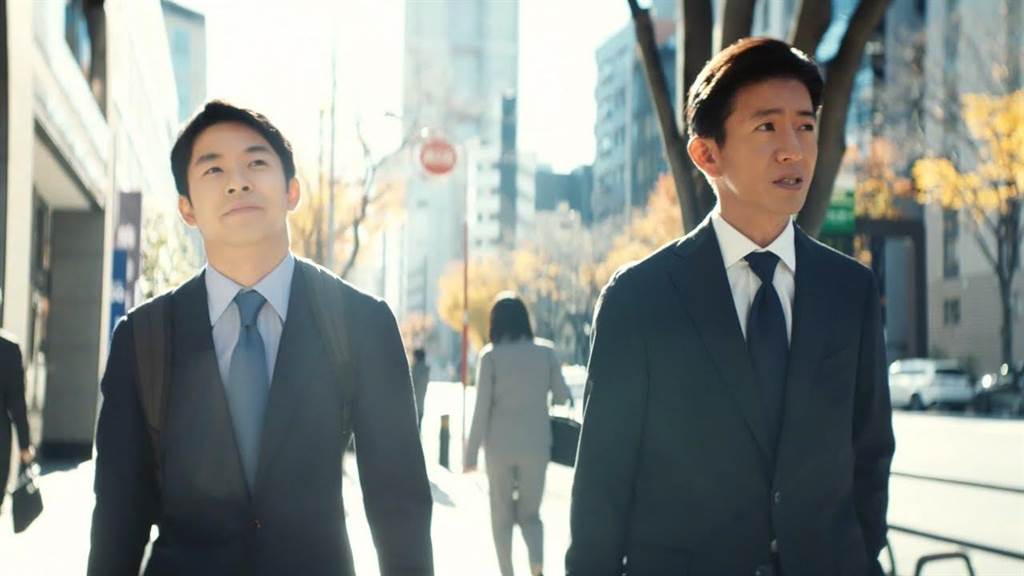 仲野太賀早前孖木村拓哉拍廣告。