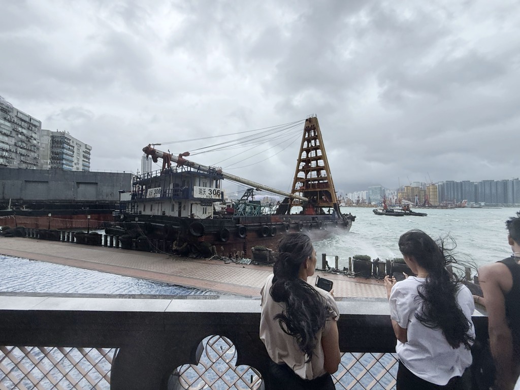 超強颱風樺加沙早前襲港。資料圖片