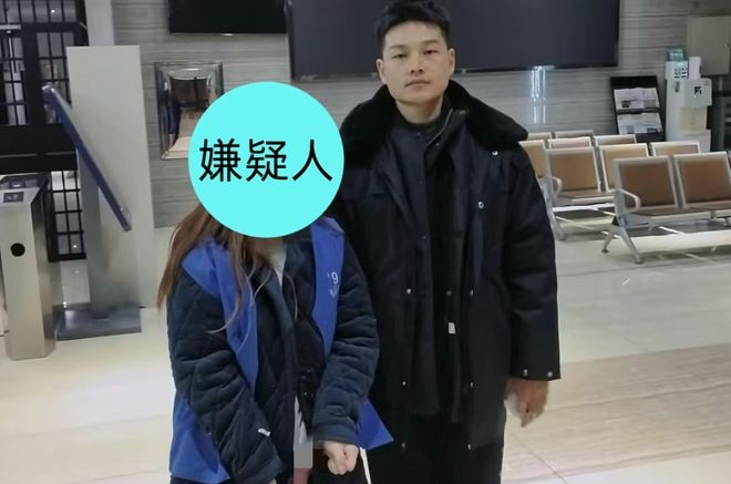 岳麓派出所將嫌疑人李某抓獲歸案。瀟湘晨報