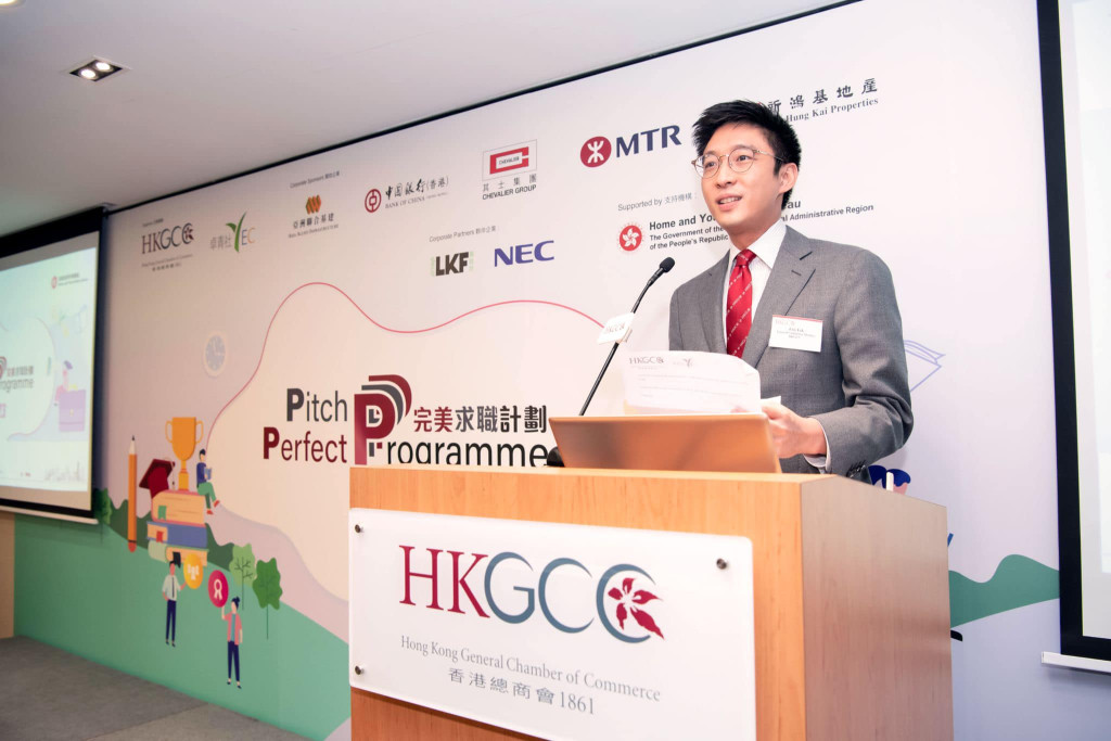 近日霍啟山出席香港總商會活動。