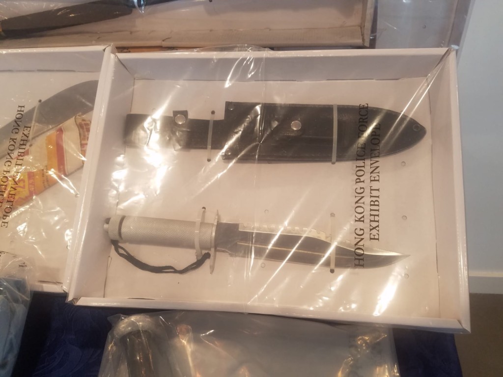 警方搜出武器