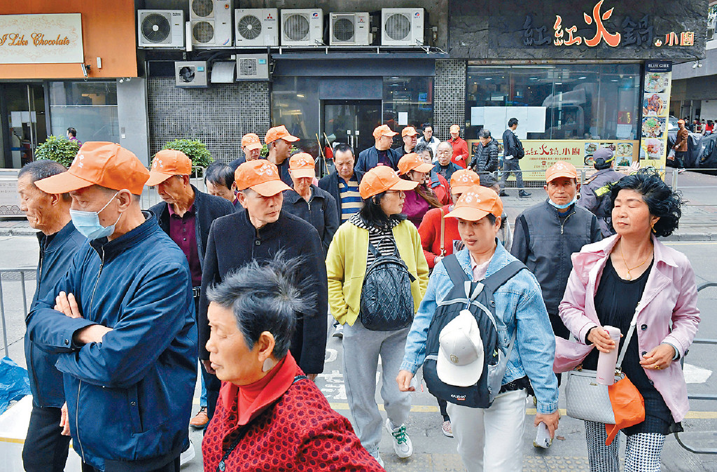 ■旅監局將要求旅行社申報明細，旅行團沒有批出編號，即屬違法。