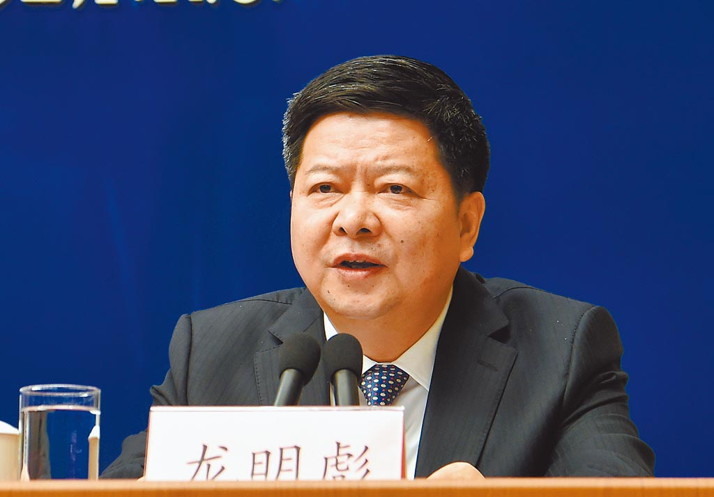 國台辦副主任龍明彪，從事對台工作超過25年。中新社