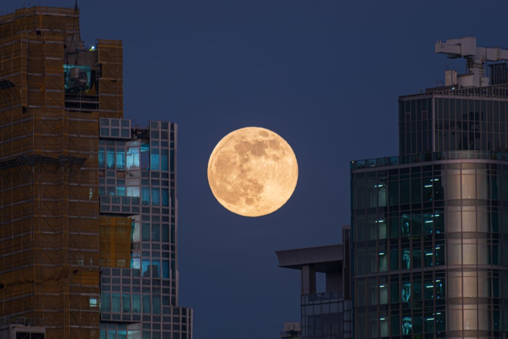 fb「香港天文台 HKO」截圖(攝: Rabin Yakzoo / 啟德 / 2025年11月5日 / CWOS) fb「香港天文台 HKO」截圖(攝: Rabin Yakzoo / 啟德 / 2025年11月5日 / CWOS)