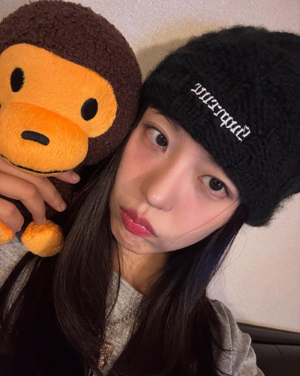I.L目前為女團IRRIS的隊長。 I.L目前為女團IRRIS的隊長。