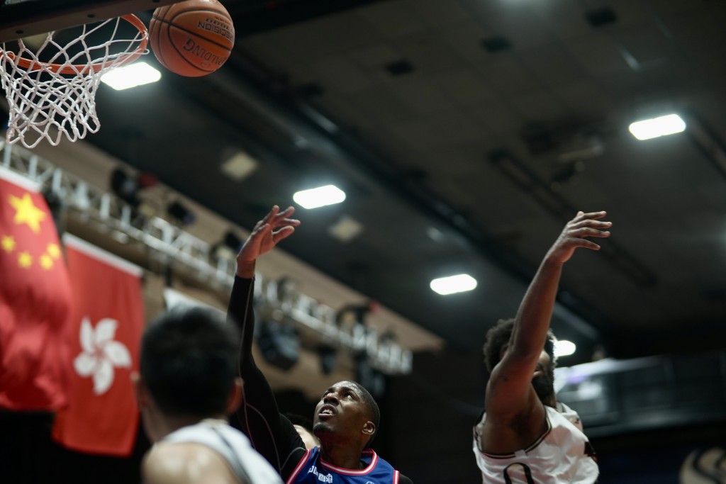 NBL季后赛总决赛Game4，香港金牛主场迎战安徽文⼀。 刘骏轩摄