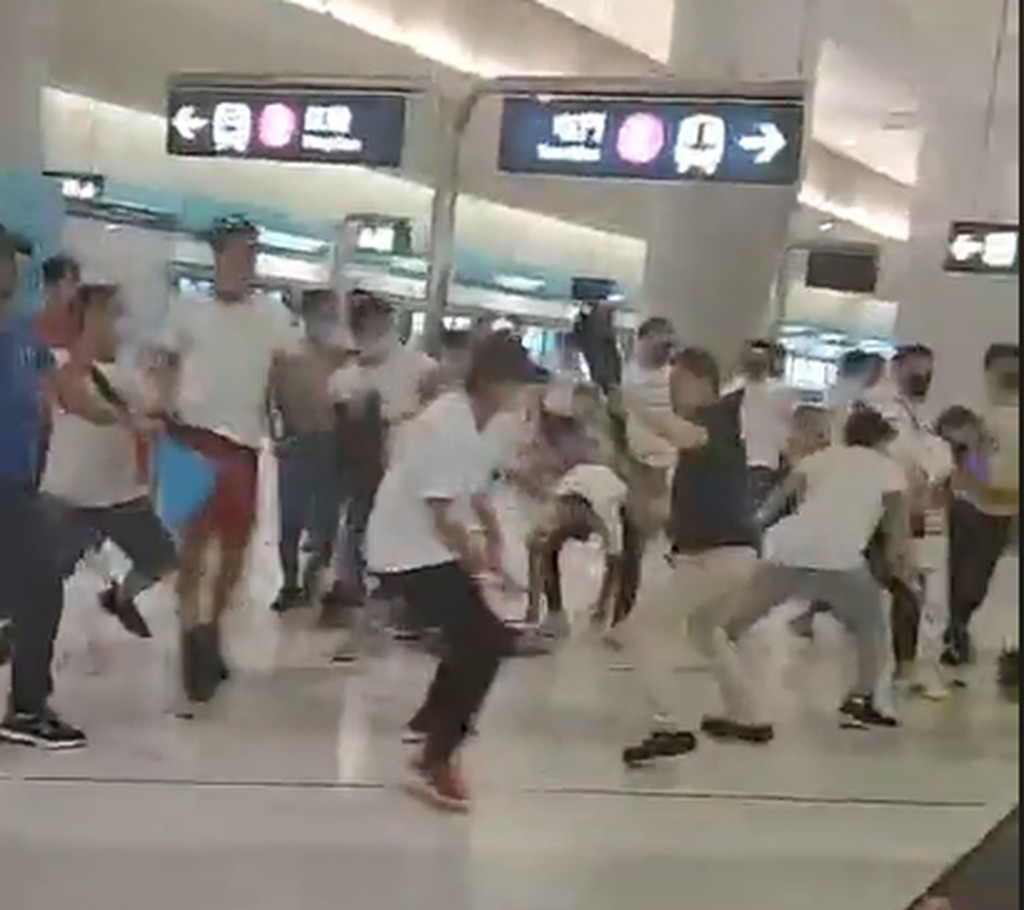 2019年7月21日元朗西鐵站發生白衣人襲擊事件。資料圖片