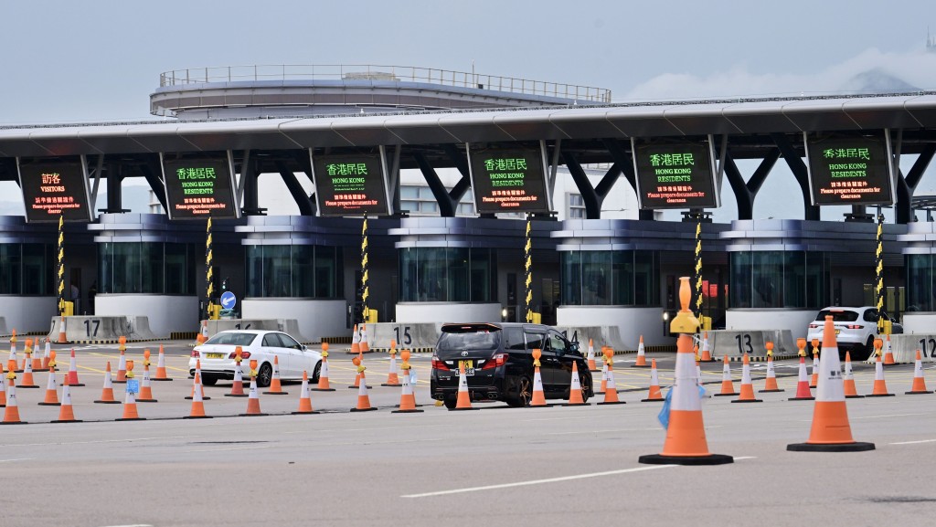 廣東省政府日前宣布延長「港車北上」政策有效期5年,至2031年6月1日。 廣東省政府日前宣布延長「港車北上」政策有效期5年,至2031年6月1日。