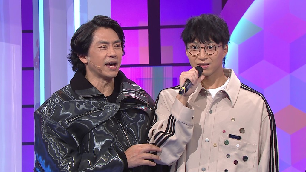 坤哥一度驚現「入定眼凸」樣。