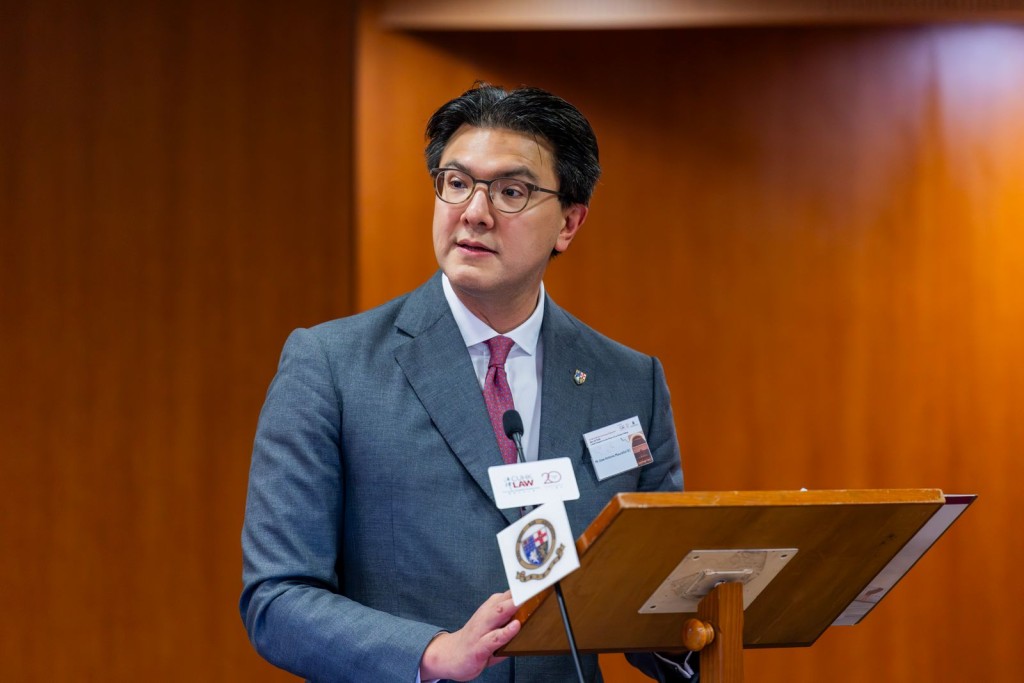 大律師公會主席毛樂禮資深大律師在研討會上致歡迎詞。 大律師公會主席毛樂禮資深大律師在研討會上致歡迎詞。
