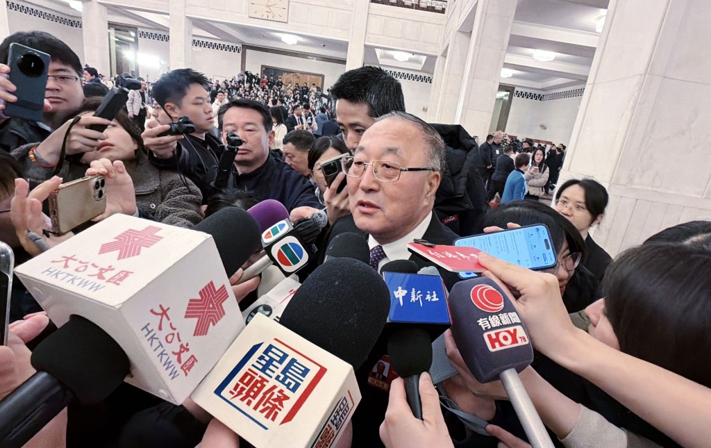 張軍表示,希望在兩國元首的引領促進兩國朝正確方向發展。郭詠欣攝 張軍表示,希望在兩國元首的引領促進兩國朝正確方向發展。郭詠欣攝