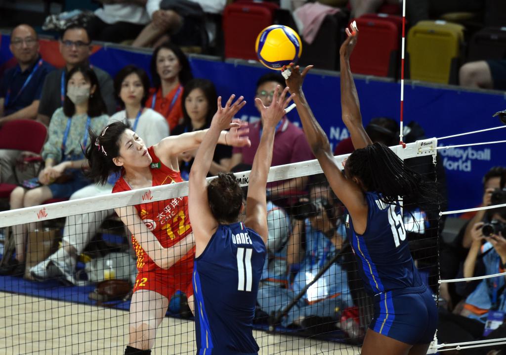 體育盛事浪接浪，6月將迎來香港國際龍舟邀請賽及FIVB世界女排聯賽。