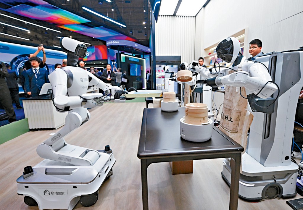 本月初在西班牙世界移動通信大會亮相的中國廚房機械人。