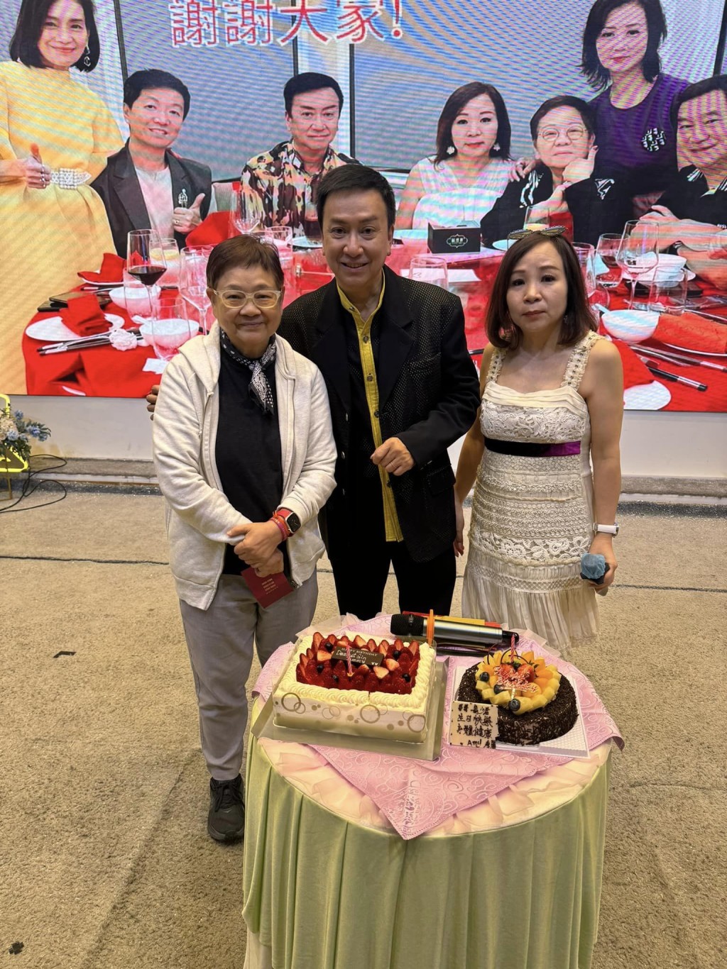 资深传媒人汪曼玲日前在社交平台贴上刘少君生日饭局的相片。