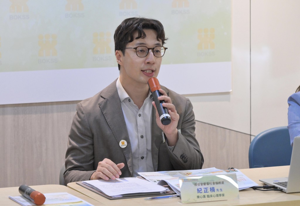 紀正楠表示,容貌焦慮背後往往與青春期的發展及依附需求有關。 紀正楠表示,容貌焦慮背後往往與青春期的發展及依附需求有關。