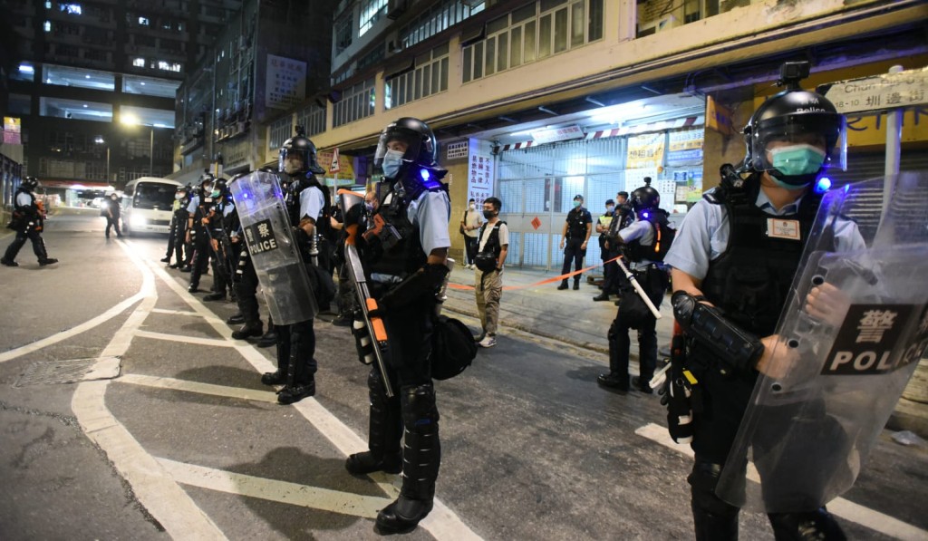 警員全副裝備演習。