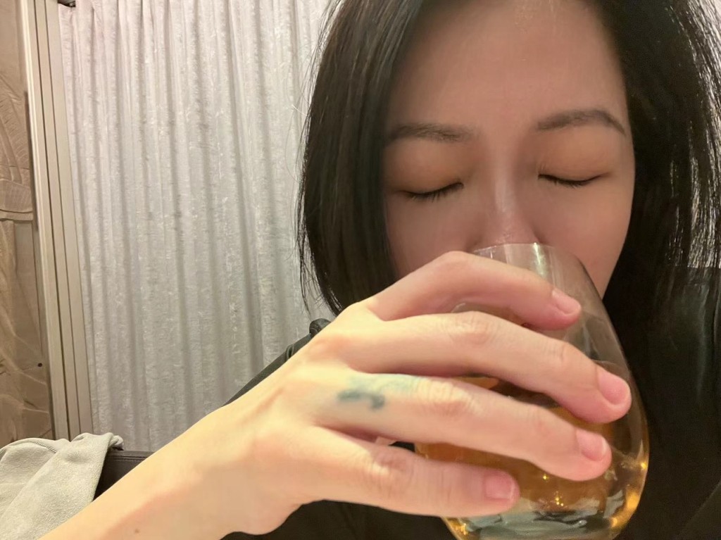 小S去年宣布戒酒。