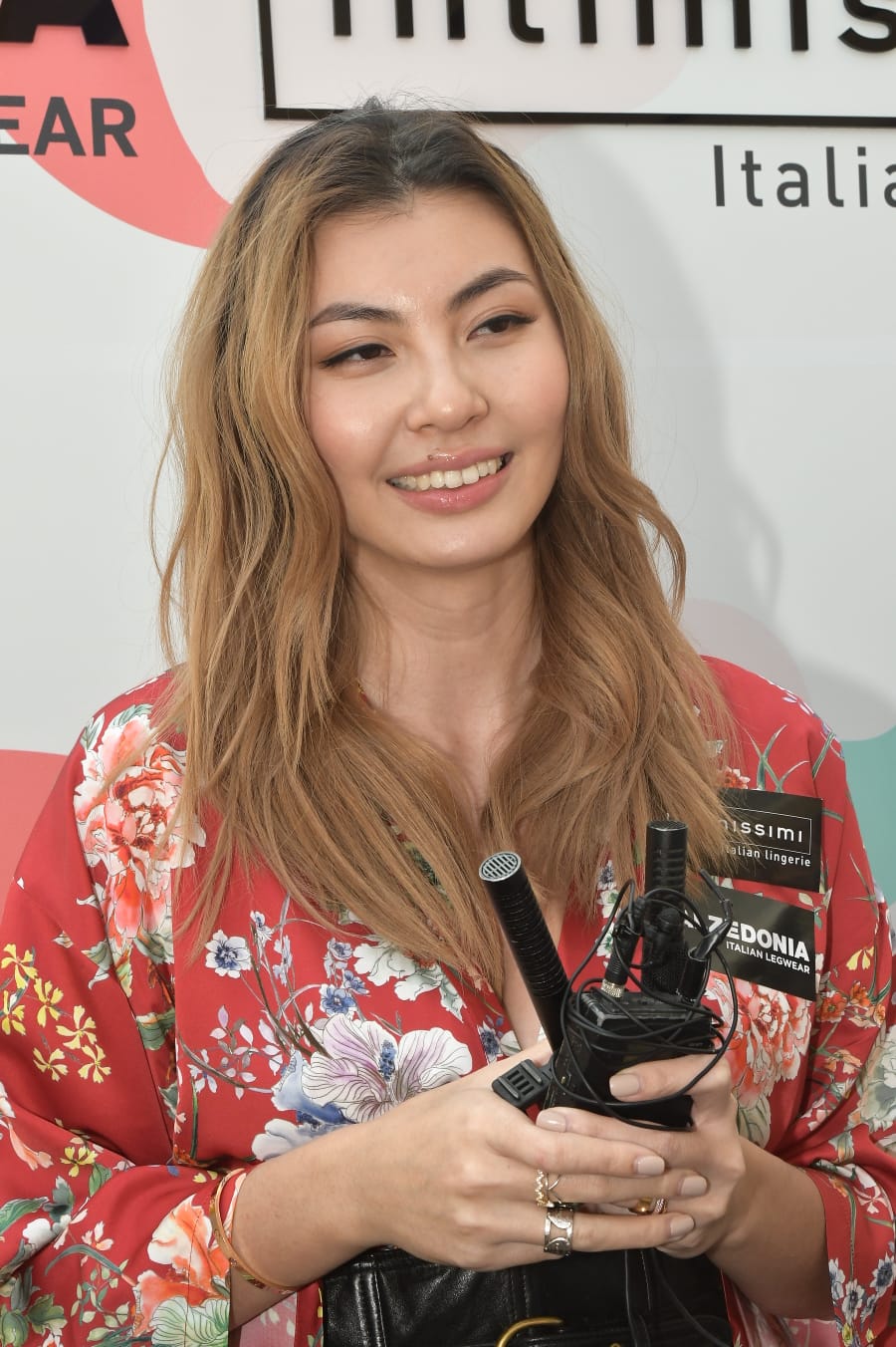 王麗嘉自嘲演技欠佳，將全力當模特兒。