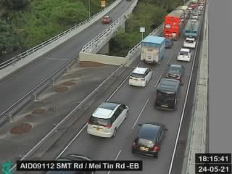 城門隧道公路近美田路 - 東行。運輸署