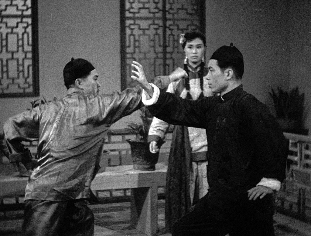 過往放映劇目：《獅王梁寬肉搏猛虎坑》（1958）劇照