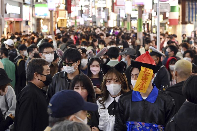 涩谷每年这个时候都会聚集大量变装人潮庆祝。网上图片