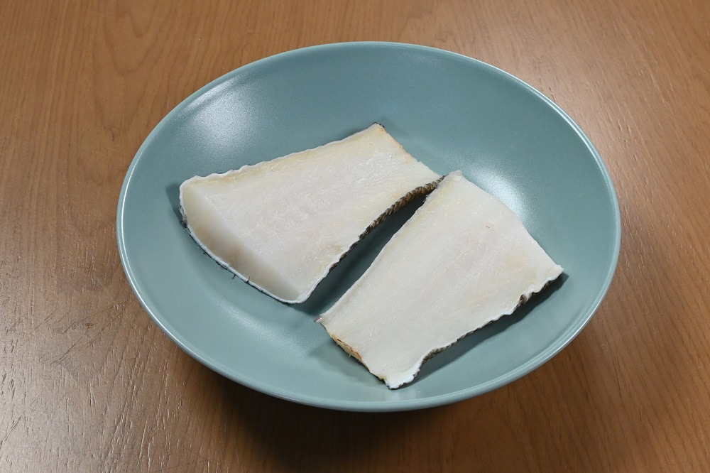 白鱈魚肉嫩鮮甜，也可選擇其他鱈魚。