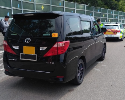 部分涉案車輛。警方圖片