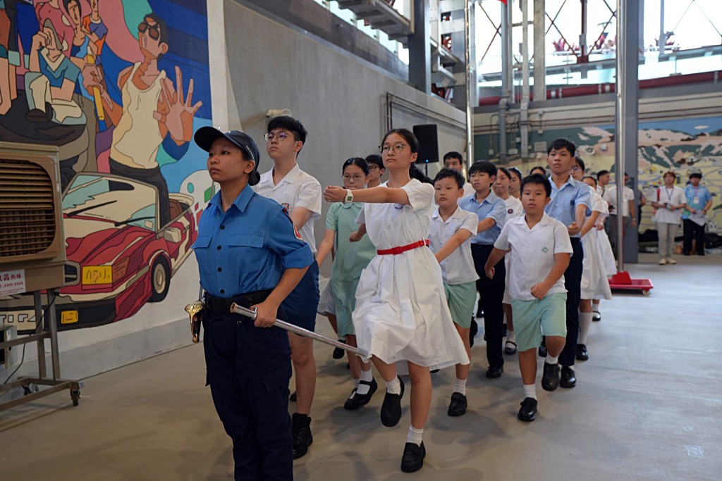 黃大仙青年中式步操隊成立5周年步操升旗禮。