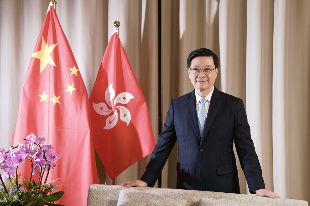 行政長官李家超接受《星島》專訪。 行政長官李家超接受《星島》專訪。